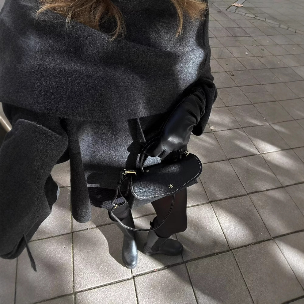 Poncho de lana para mujer Emma – Capa de invierno cálida y asimétrica, envolvente, elegante y de punto suave