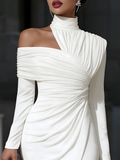 Astra Evening Dress | Asymmetric High-Neck, Sculpted Fit for Formal Events 5