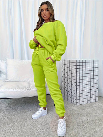 Ava Women's Lounge Set | Soft, Breathable Loungewear for Home and Casual Outings 4