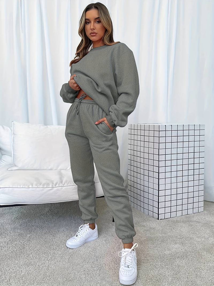 Ava Women's Lounge Set | Soft, Breathable Loungewear for Home and Casual Outings 6