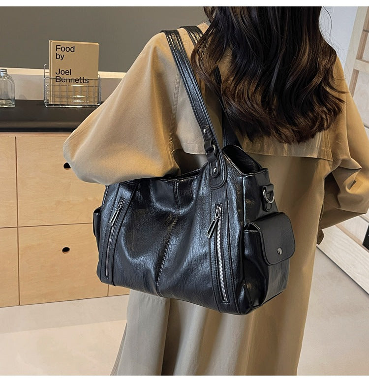 Cleo Women's Handbag | High-Quality Leather, Spacious Crossbody Design 2