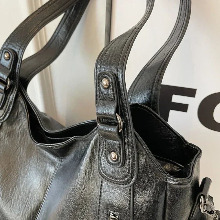 Daisy Crossbody Bag | Stylish Black Synthetic Leather, Adjustable Strap 1