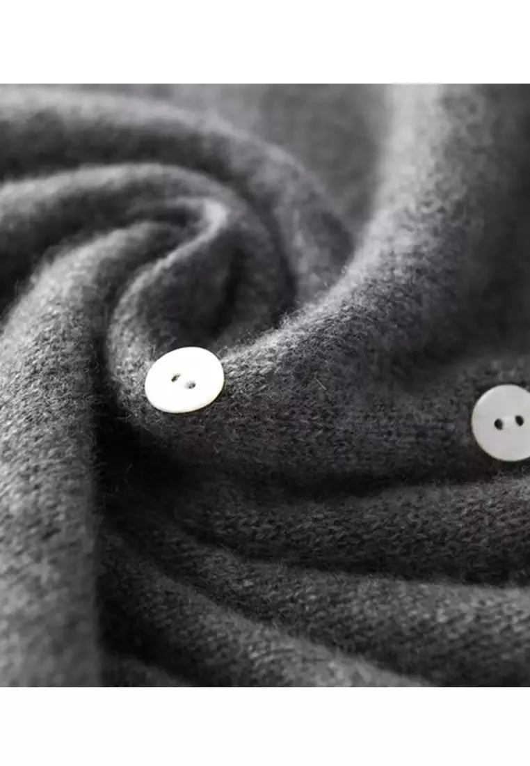 Zara Cozy Women's Sweater | Elegant Soft Fabric, Relaxed Fit 2